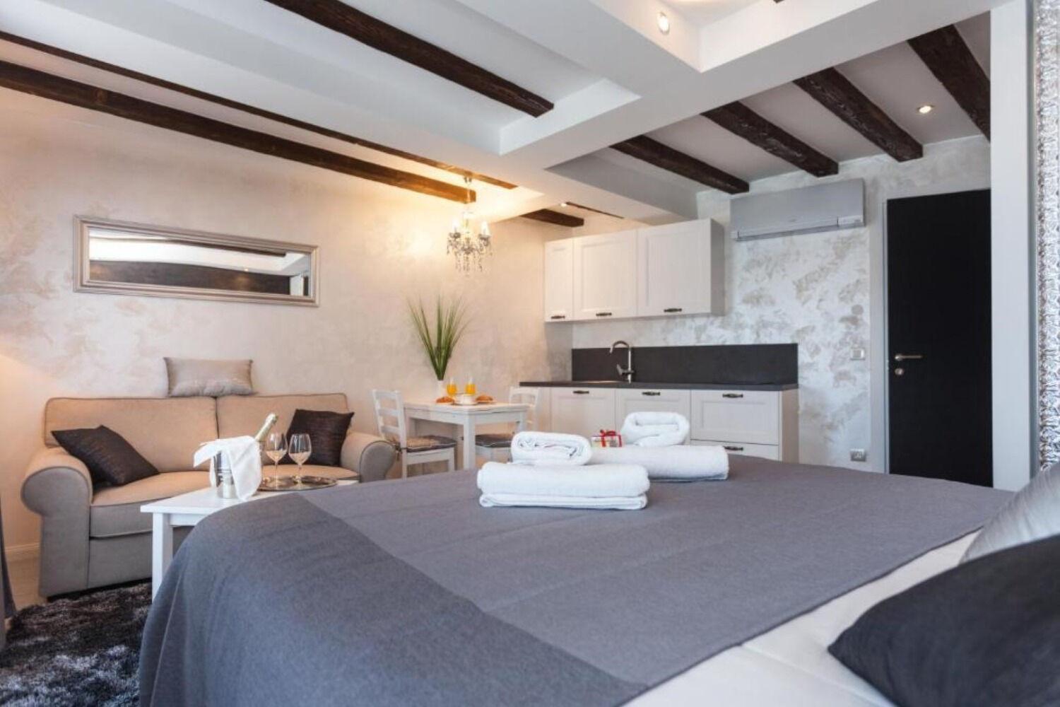 Regent 2 - Exclusive Location Apartma