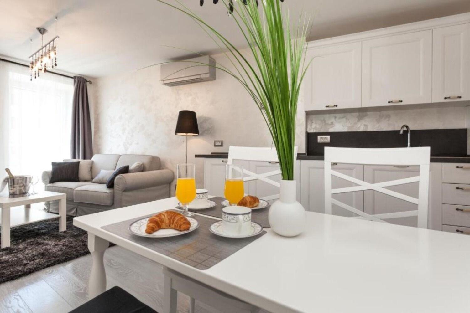 Regent 2 - Exclusive Location *